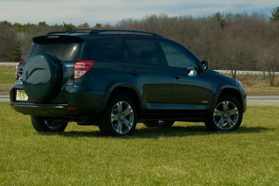  Toyota RAV4 Sport 2009 года  (фото 38 из 49)
